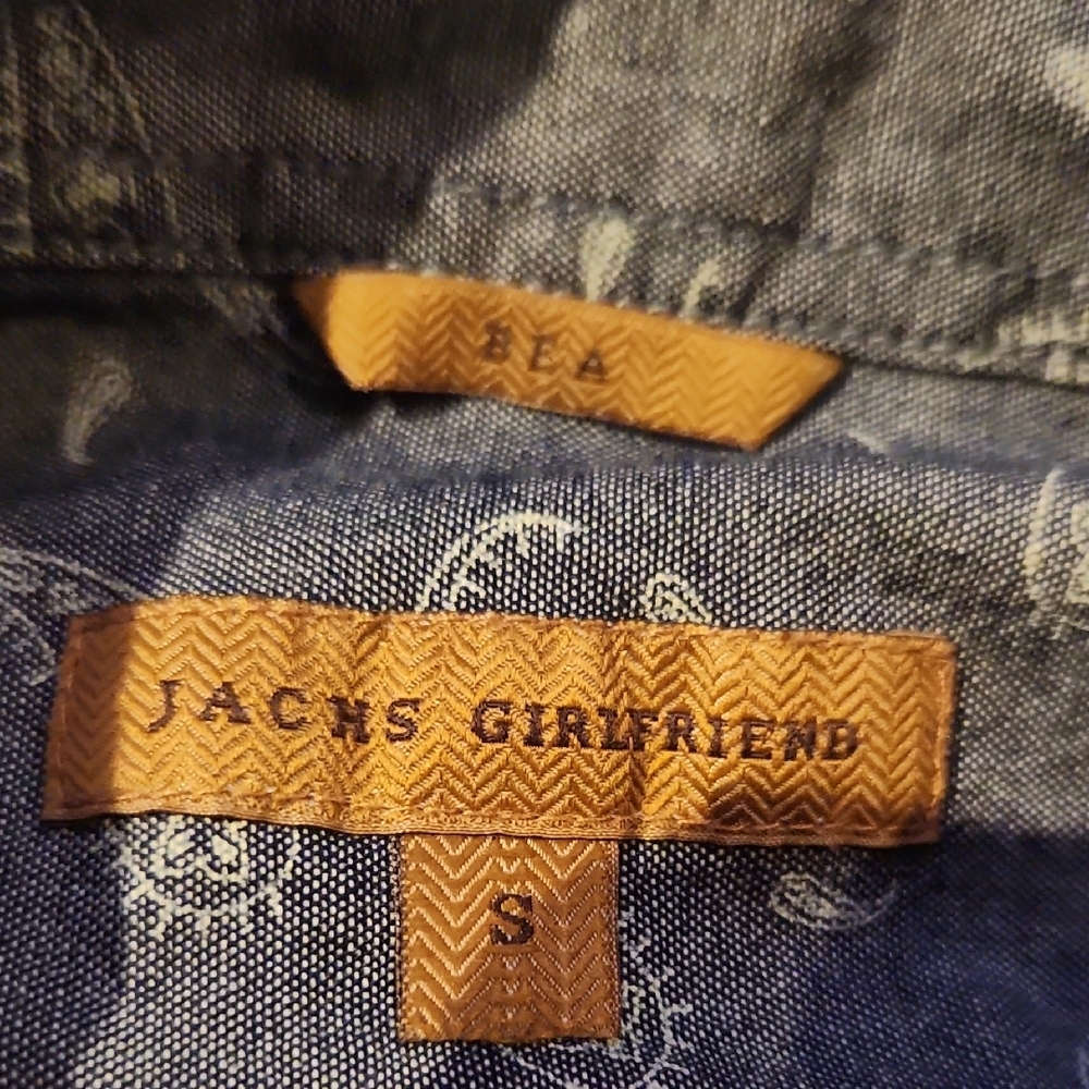 3/$20 Women's Jacks Girlfriend Red Plaid Button Down Shirt - Picture 4 of 7